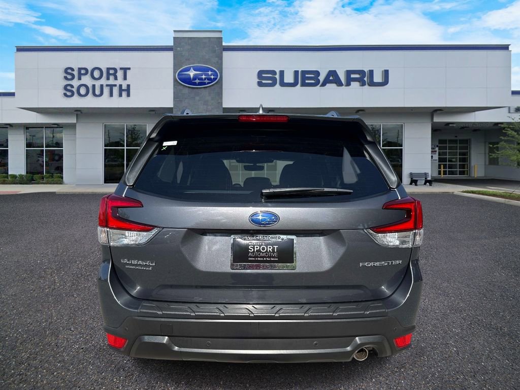 Used 2022 Subaru Forester Limited w/ Popular Package #2 image 4