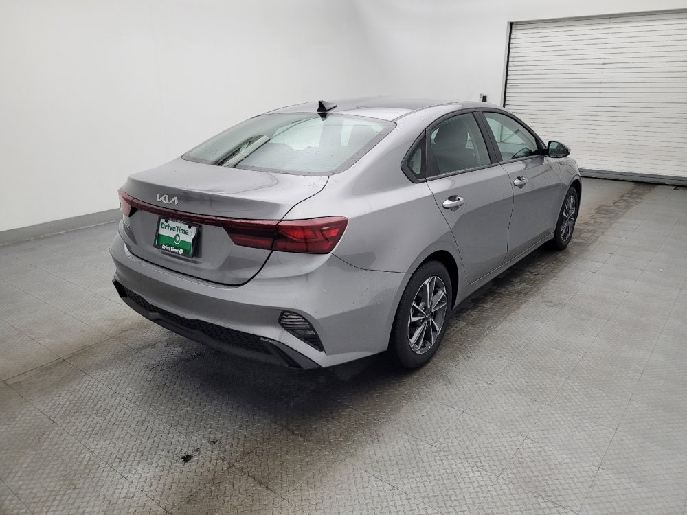 Used 2024 Kia Forte LXS image 9