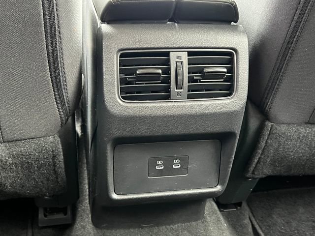 Used 2024 Nissan Rogue SV image 31