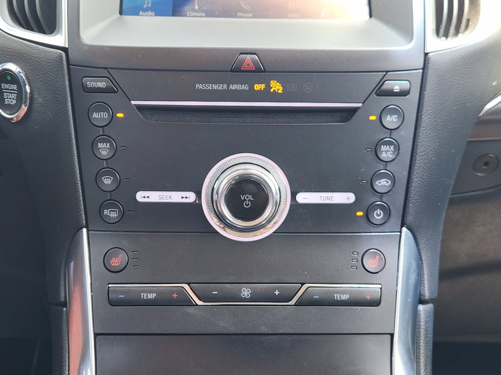 Used 2019 Ford Edge Titanium AWD/4WD image 15