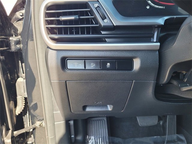 Used 2024 Kia Telluride LX image 22