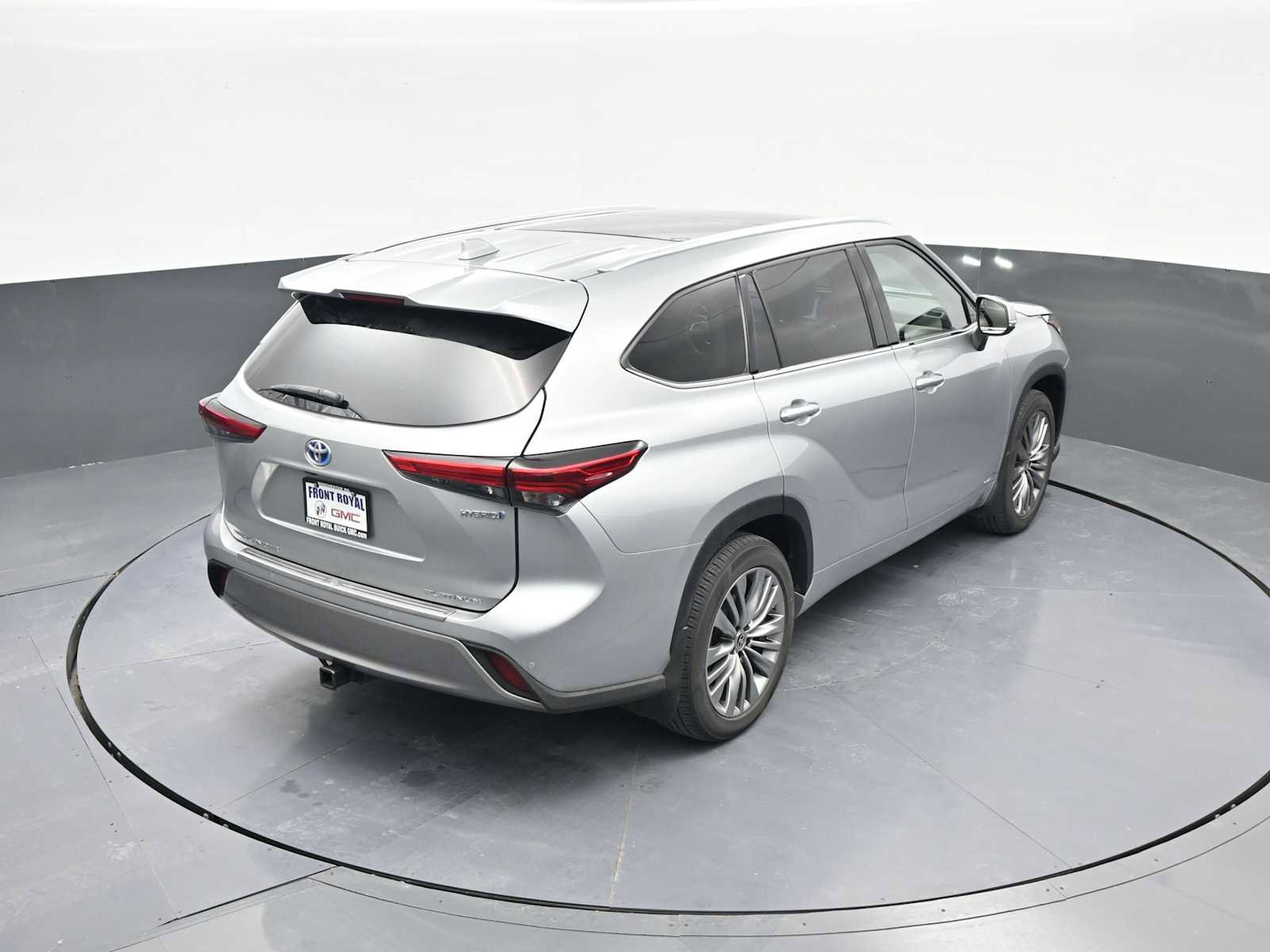 Used 2022 Toyota Highlander Platinum image 30
