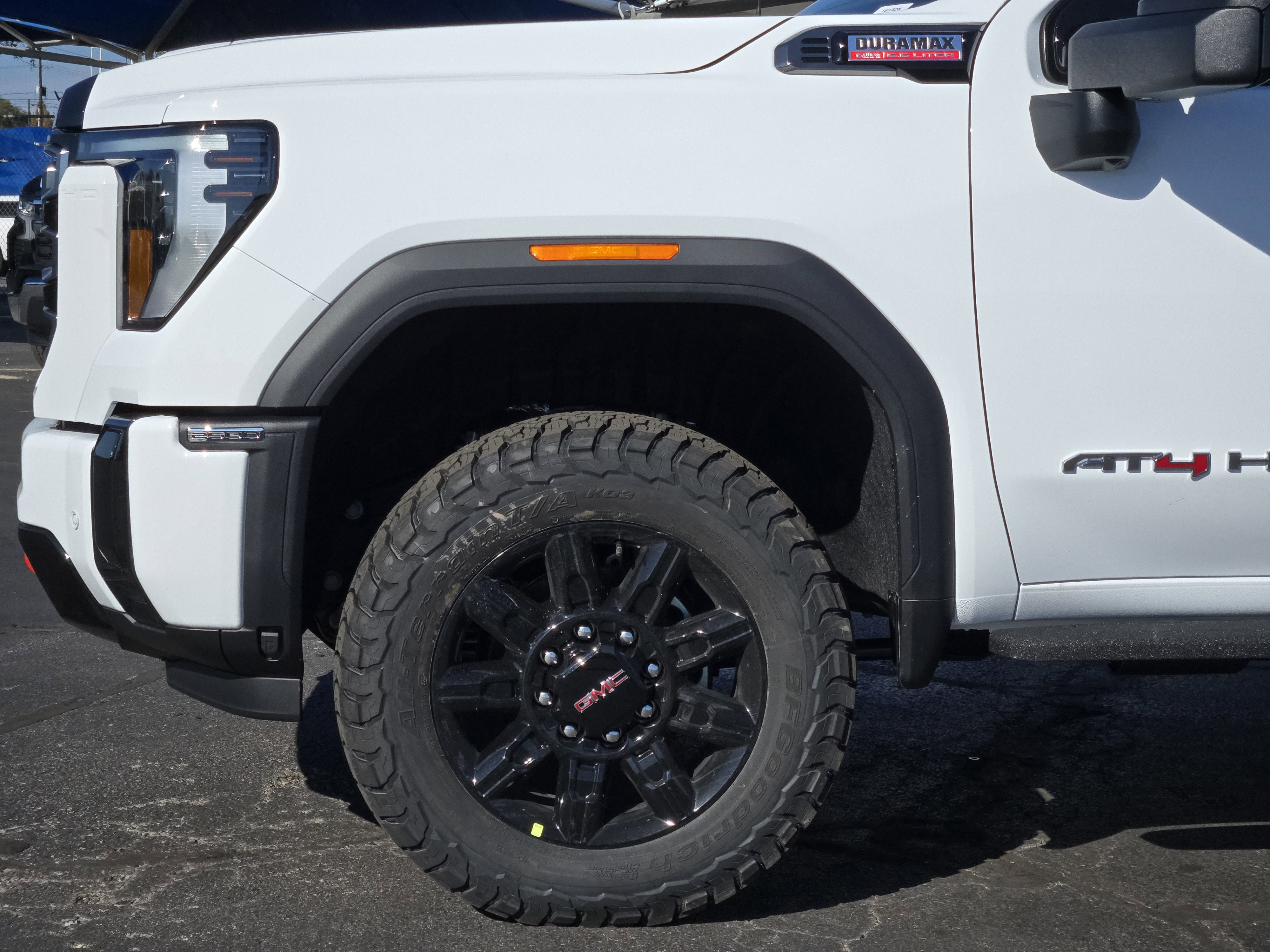 New 2026 GMC Sierra 2500 AT4 w/ AT4 Premium Plus Package image 5