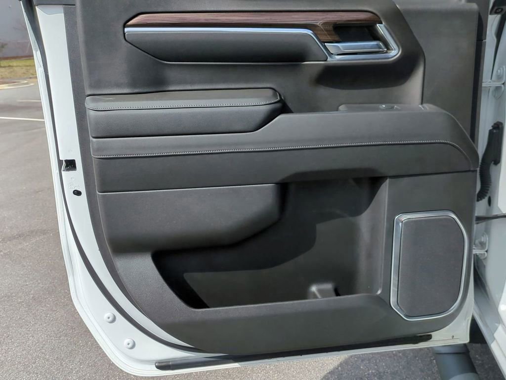 Used 2023 Chevrolet Silverado 1500 LT Trail Boss image 26