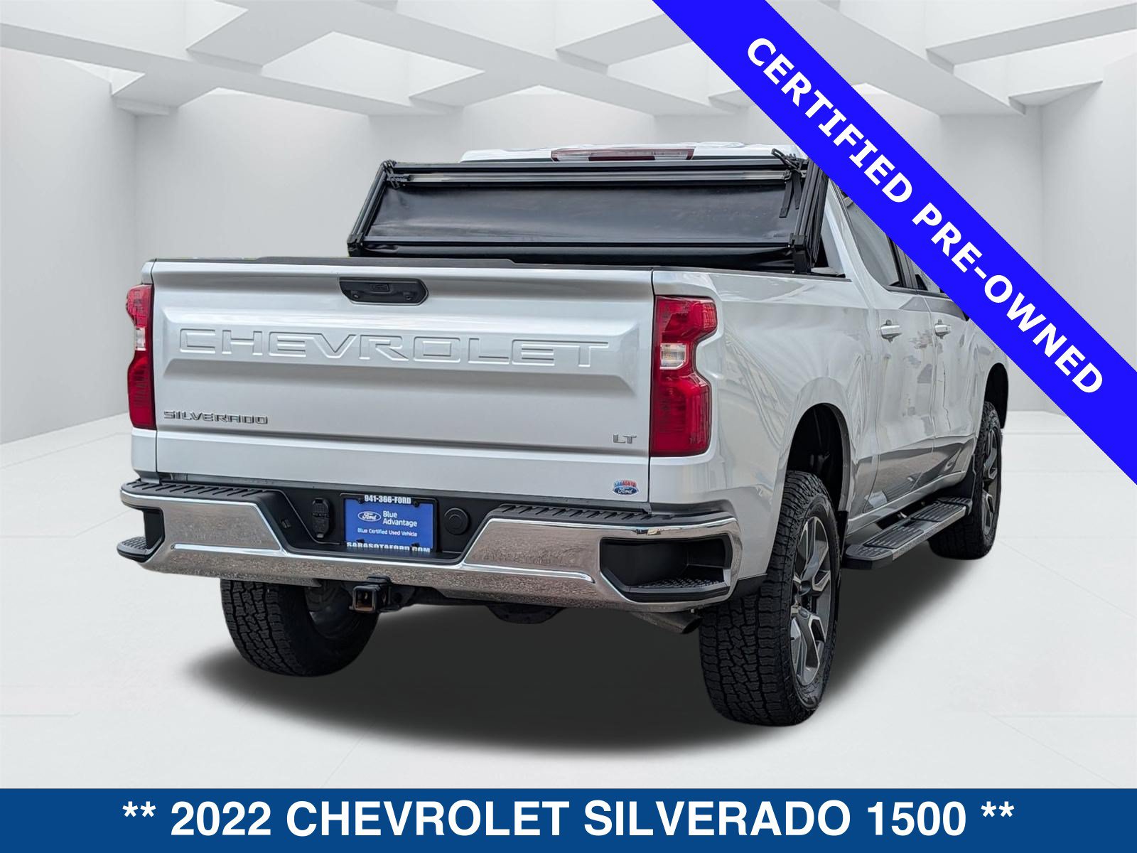 Used 2022 Chevrolet Silverado 1500 LT RWD image 5