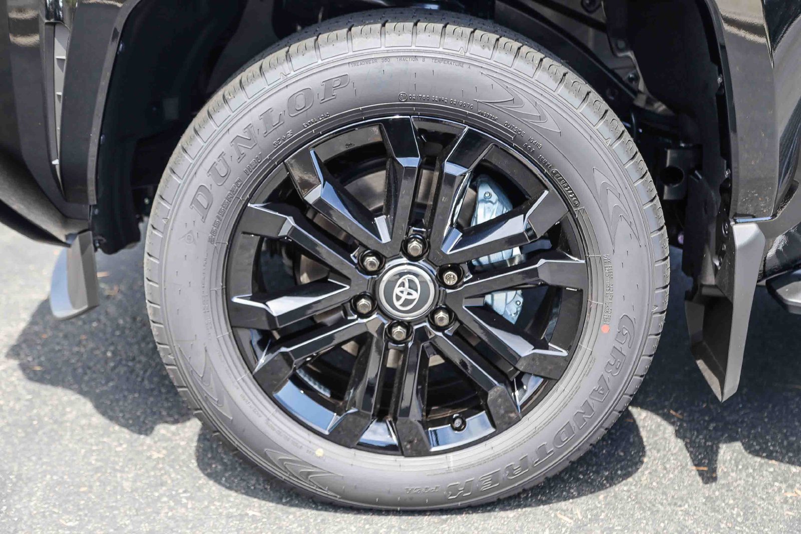 New 2026 Toyota 4Runner Platinum AWD/4WD image 9