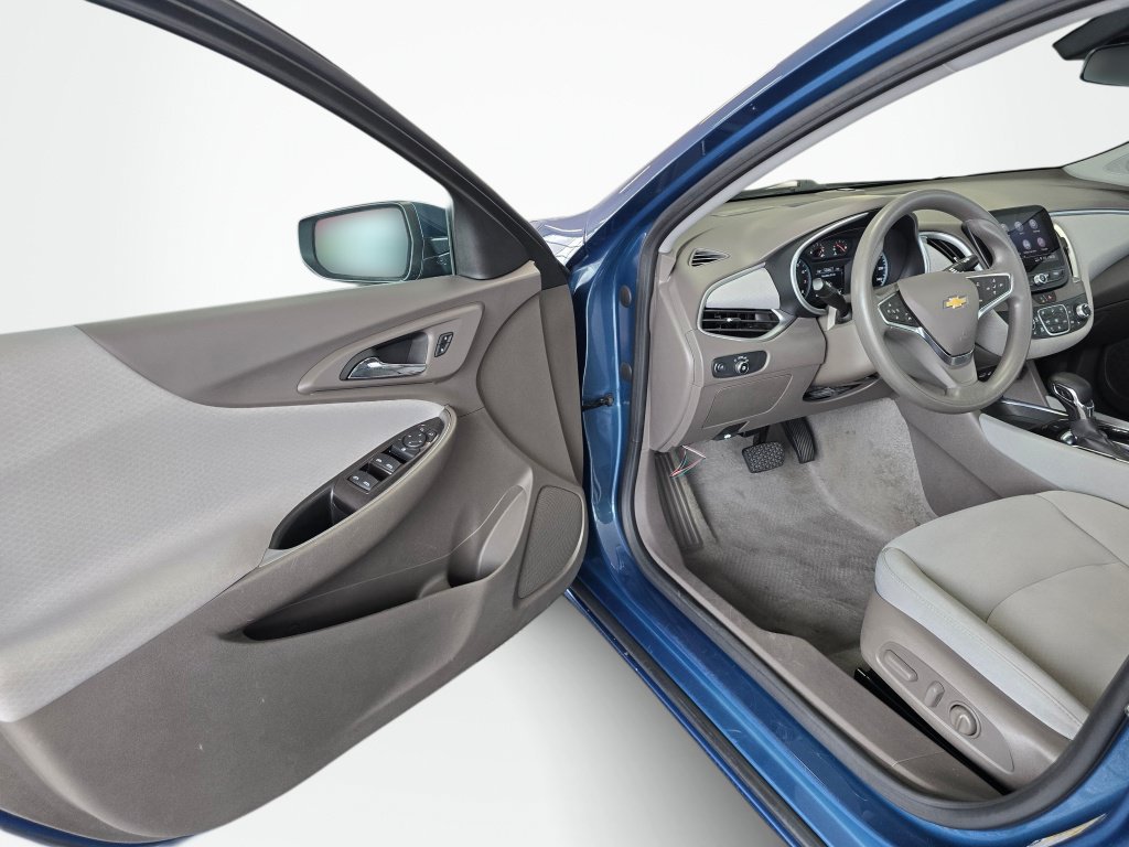 Used 2024 Chevrolet Malibu LT FWD image 32