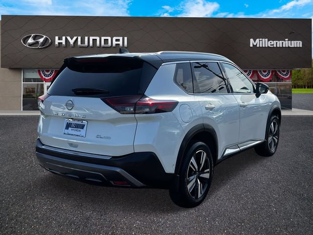 Used 2023 Nissan Rogue SL w/ SL Premium Package AWD/4WD image 7