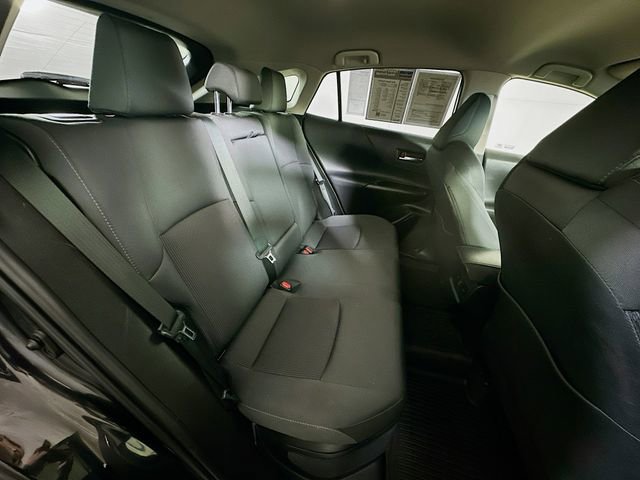 Used 2021 Toyota Venza LE image 25