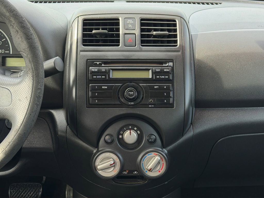 Used 2012 Nissan Versa S image 9
