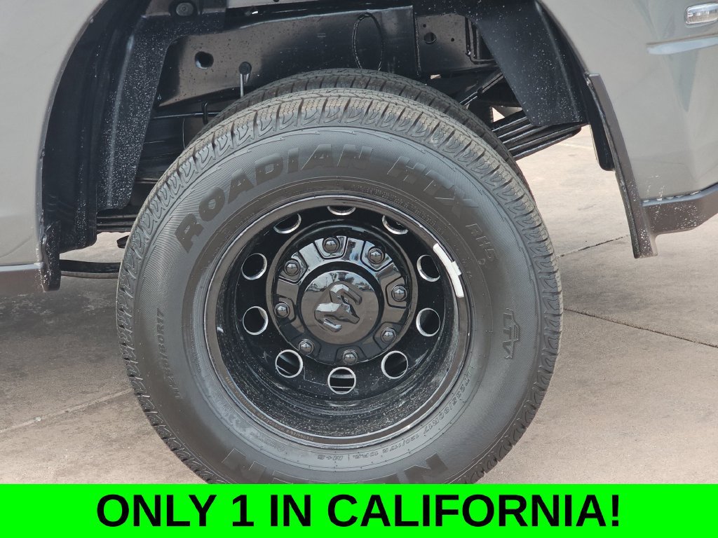 New 2027 RAM 3500 Big Horn AWD/4WD image 37