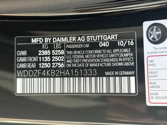 Used 2017 Mercedes-Benz E 300 4MATIC image 35