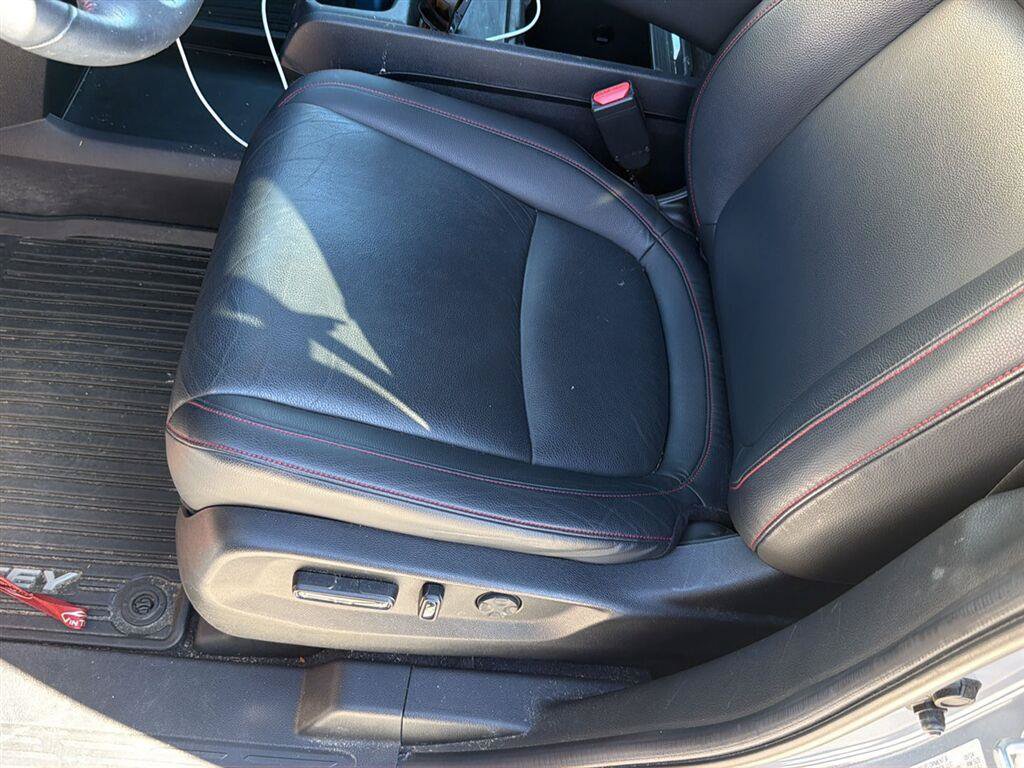 Used 2024 Honda Odyssey Sport image 15