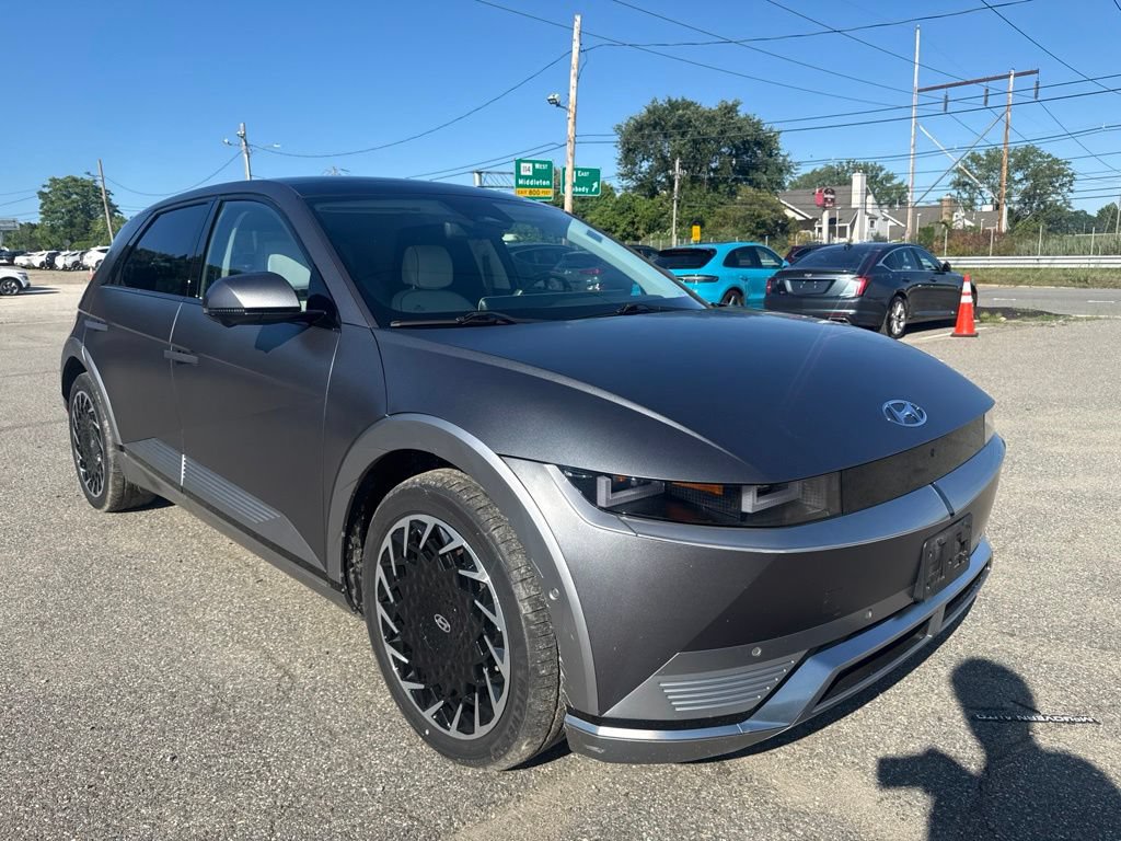 Used 2024 Hyundai Ioniq 5 Limited AWD/4WD image 3
