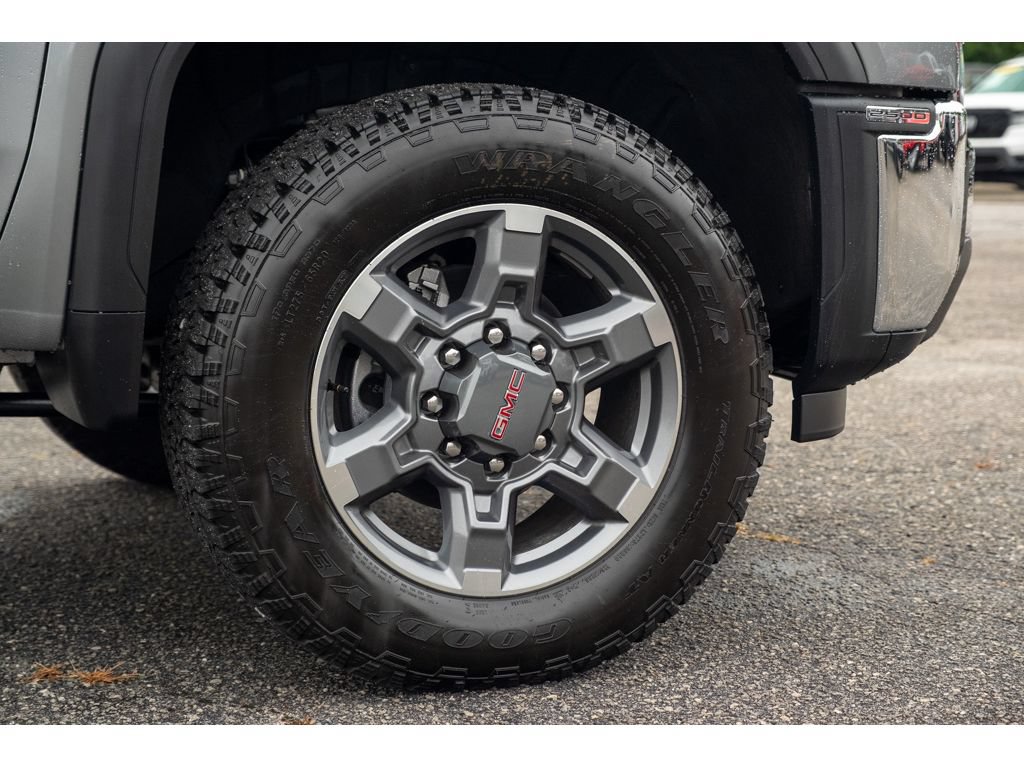 New 2026 GMC Sierra 2500 SLE w/ SLE Value Package; AWD/4WD image 10