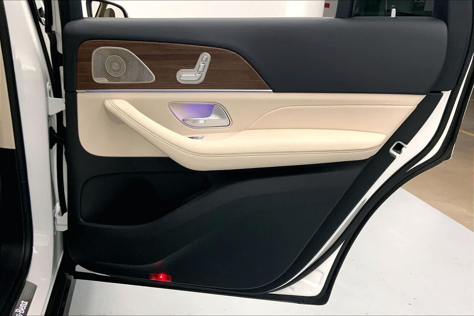 New 2026 Mercedes-Benz GLS 450 4MATIC image 13