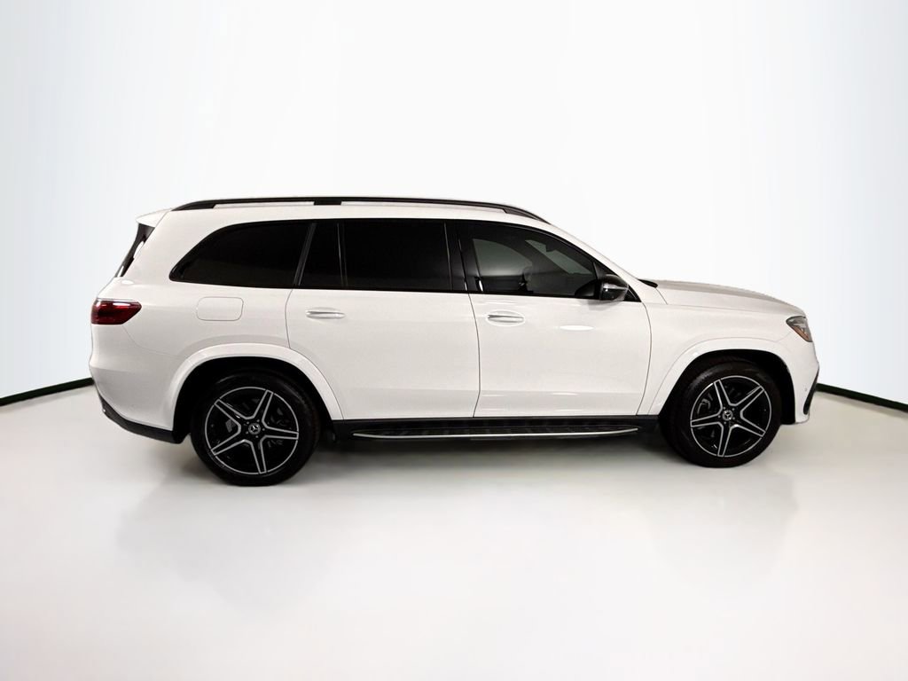 Certified 2025 Mercedes-Benz GLS 450 4MATIC image 4