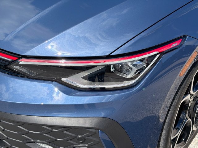 Used 2026 Volkswagen GTI Autobahn FWD image 9