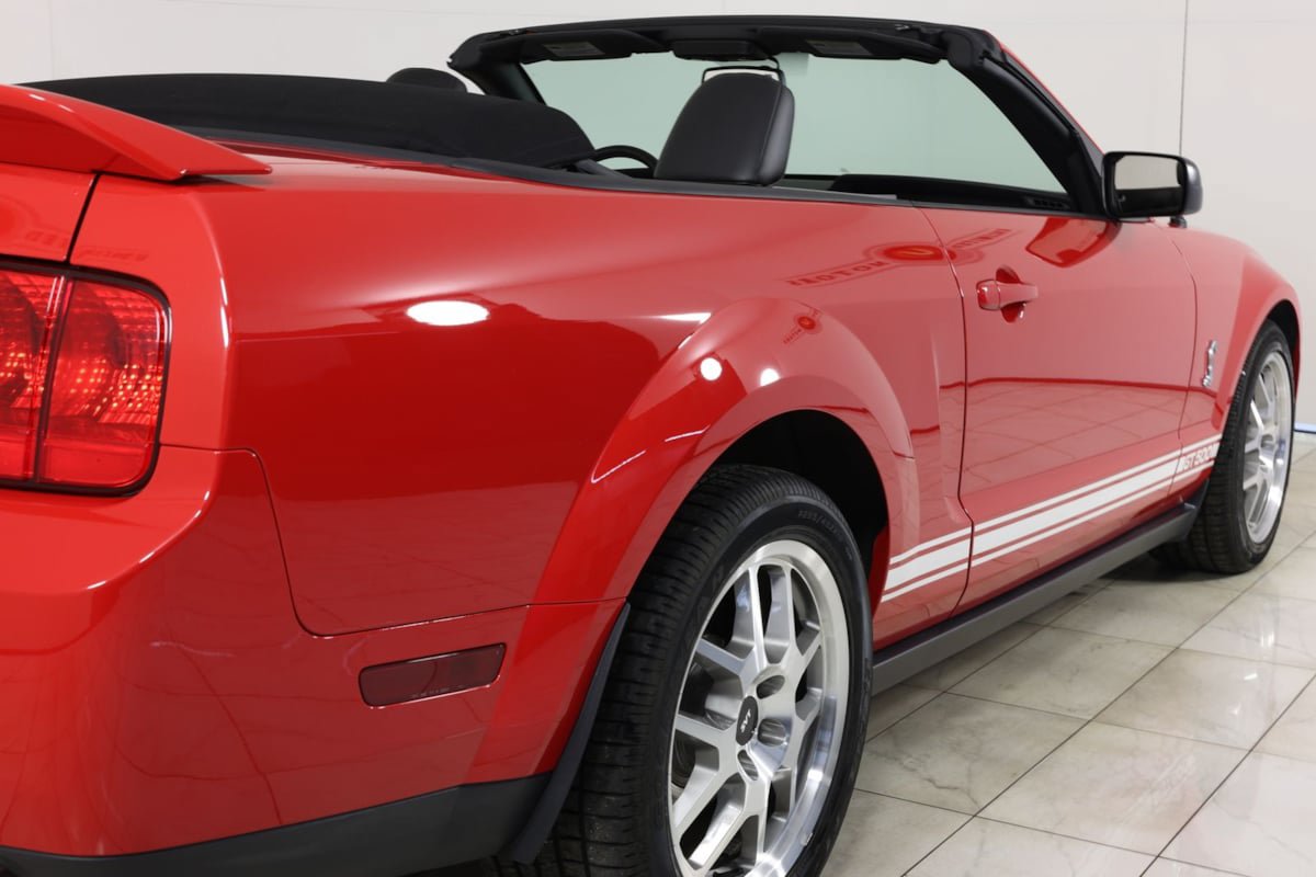 Used 2007 Ford Mustang Shelby GT500 RWD image 43