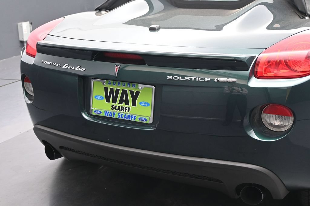 Used 2007 Pontiac Solstice GXP w/ Premium Package RWD image 2