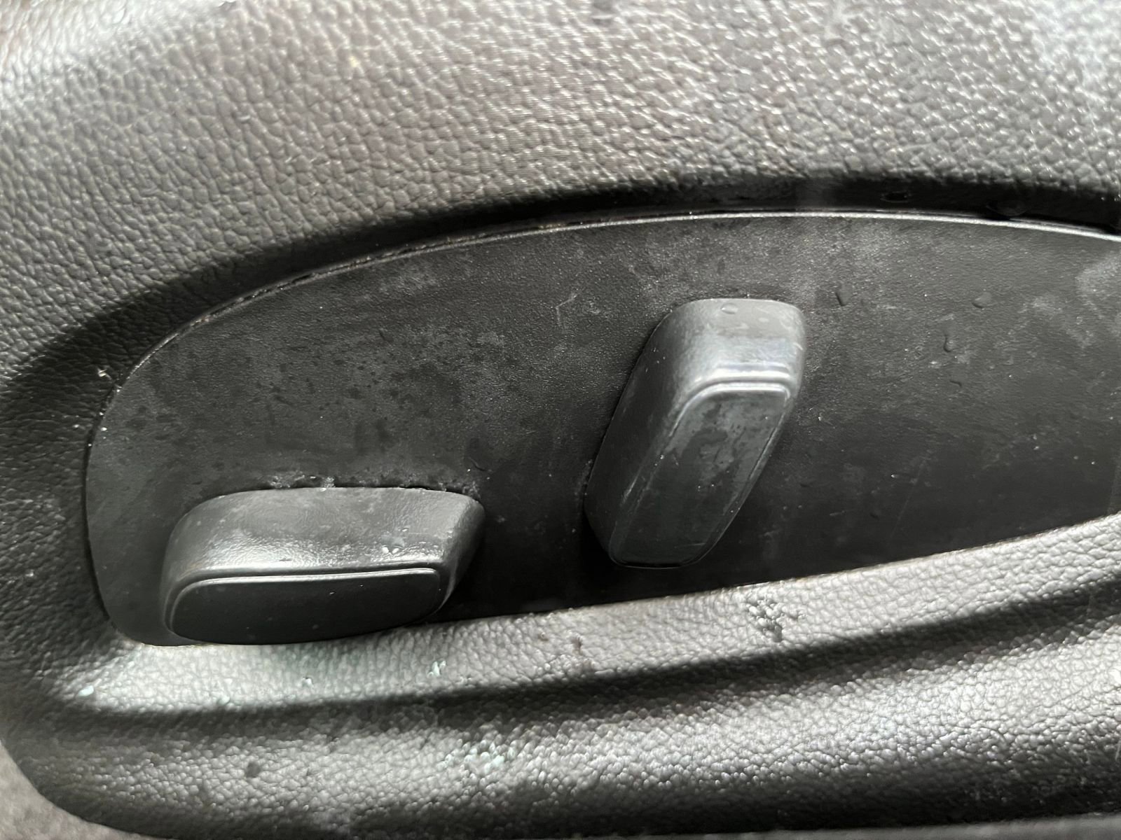 Used 2023 Chevrolet Camaro LT image 23