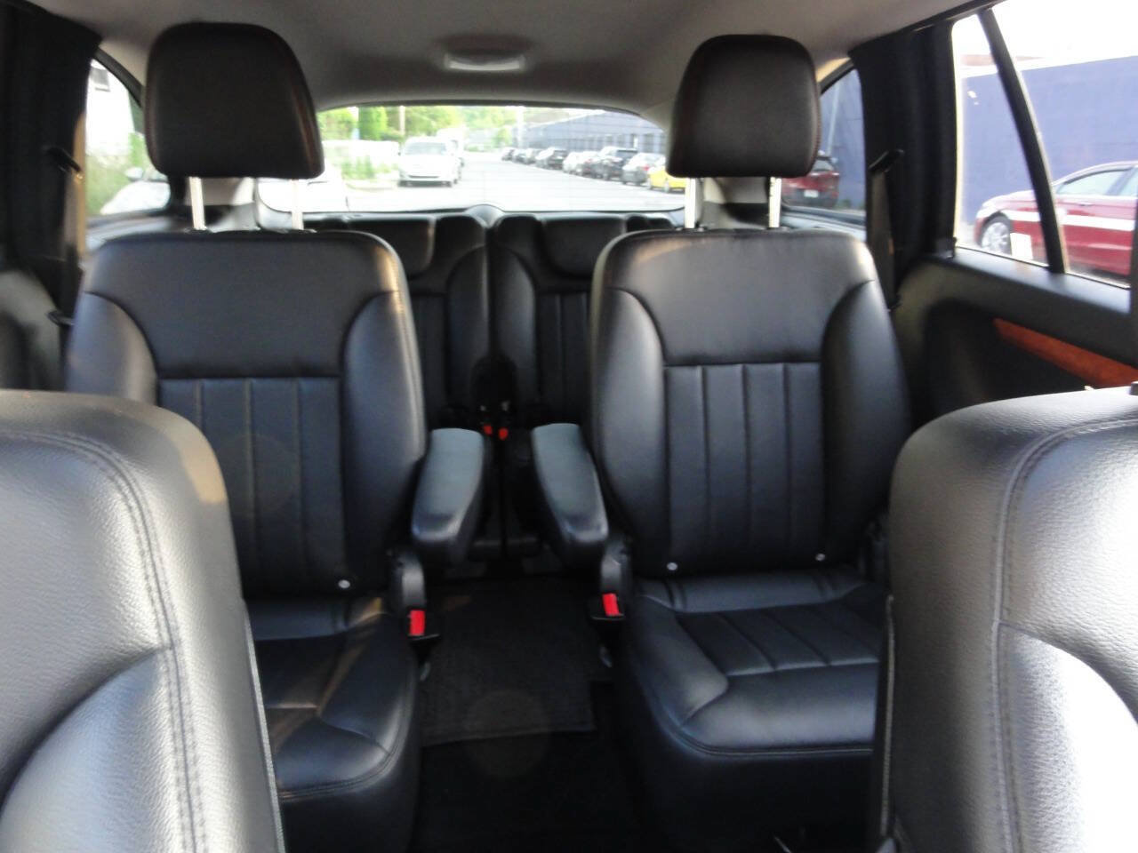 Used 2006 Mercedes-Benz R 350 4MATIC image 23