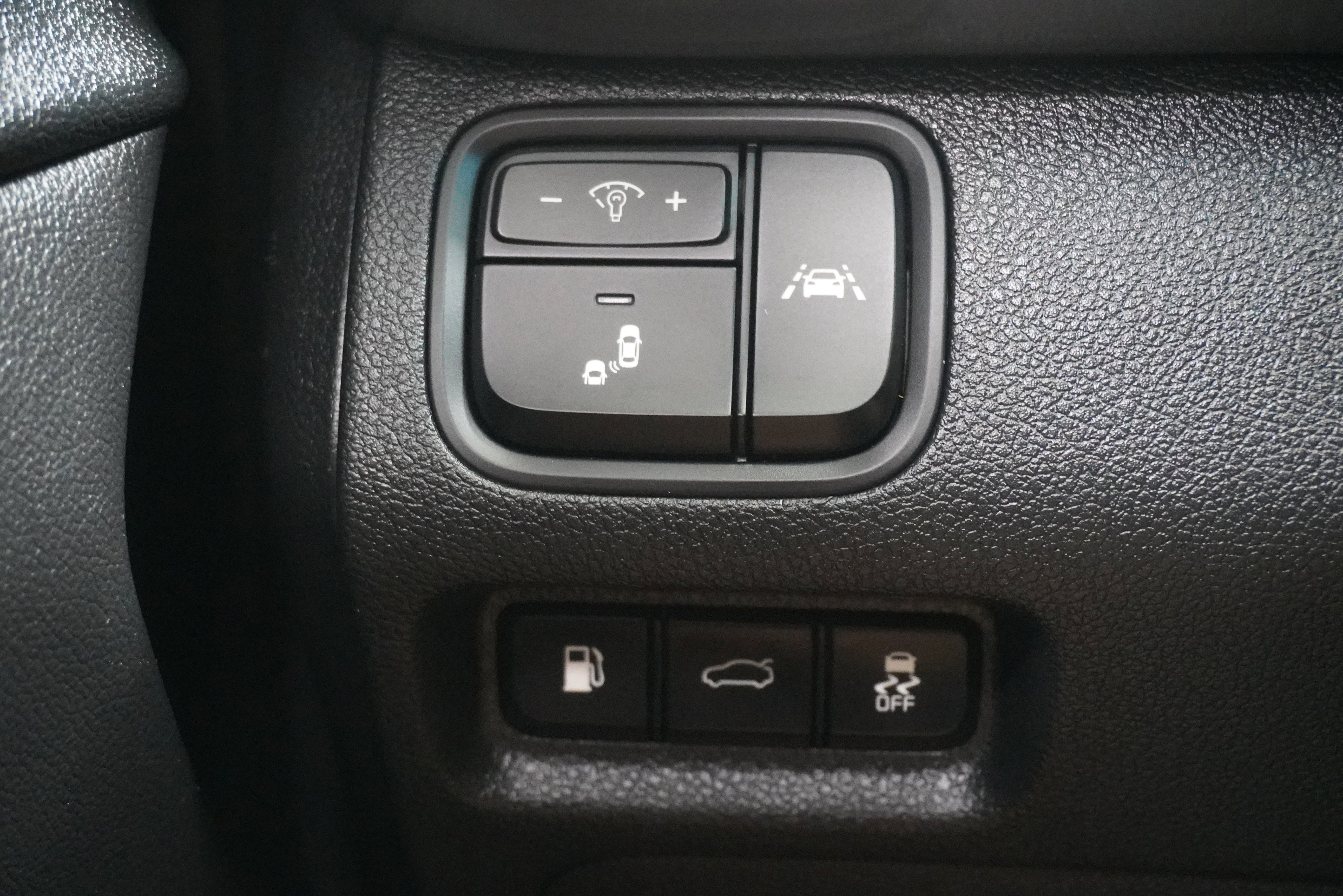 Used 2020 Kia Optima SE image 24