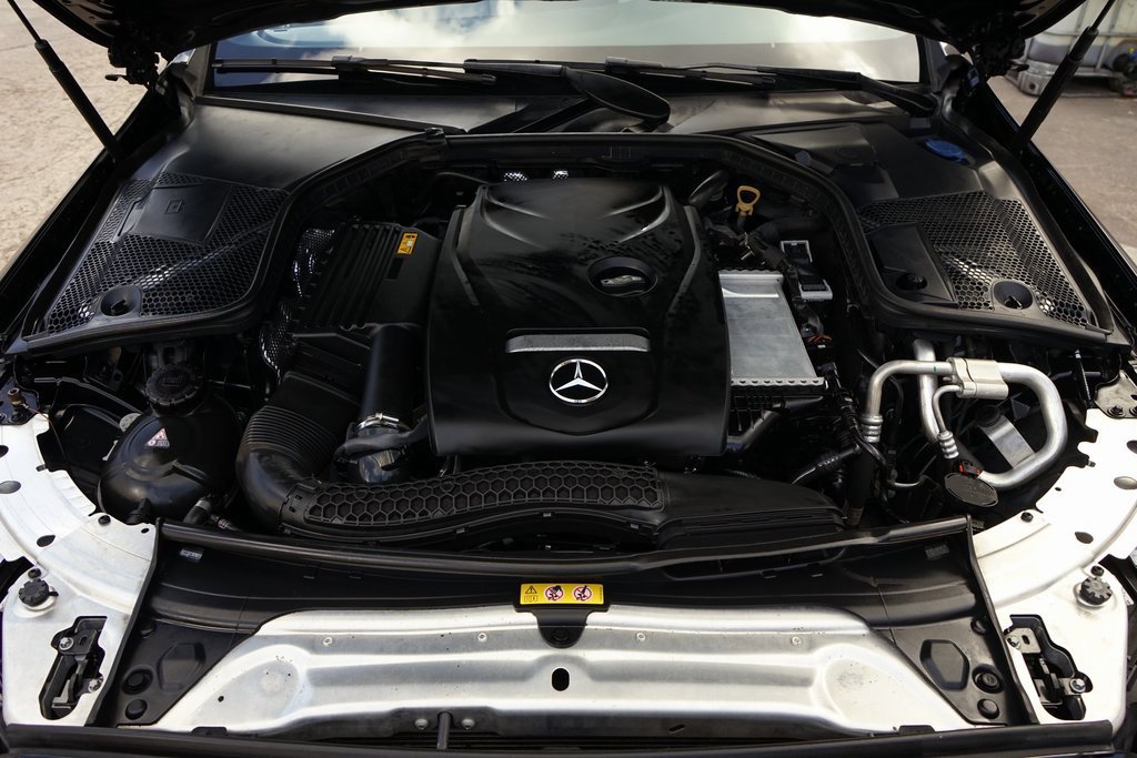 Used 2018 Mercedes-Benz C 300 Coupe image 17