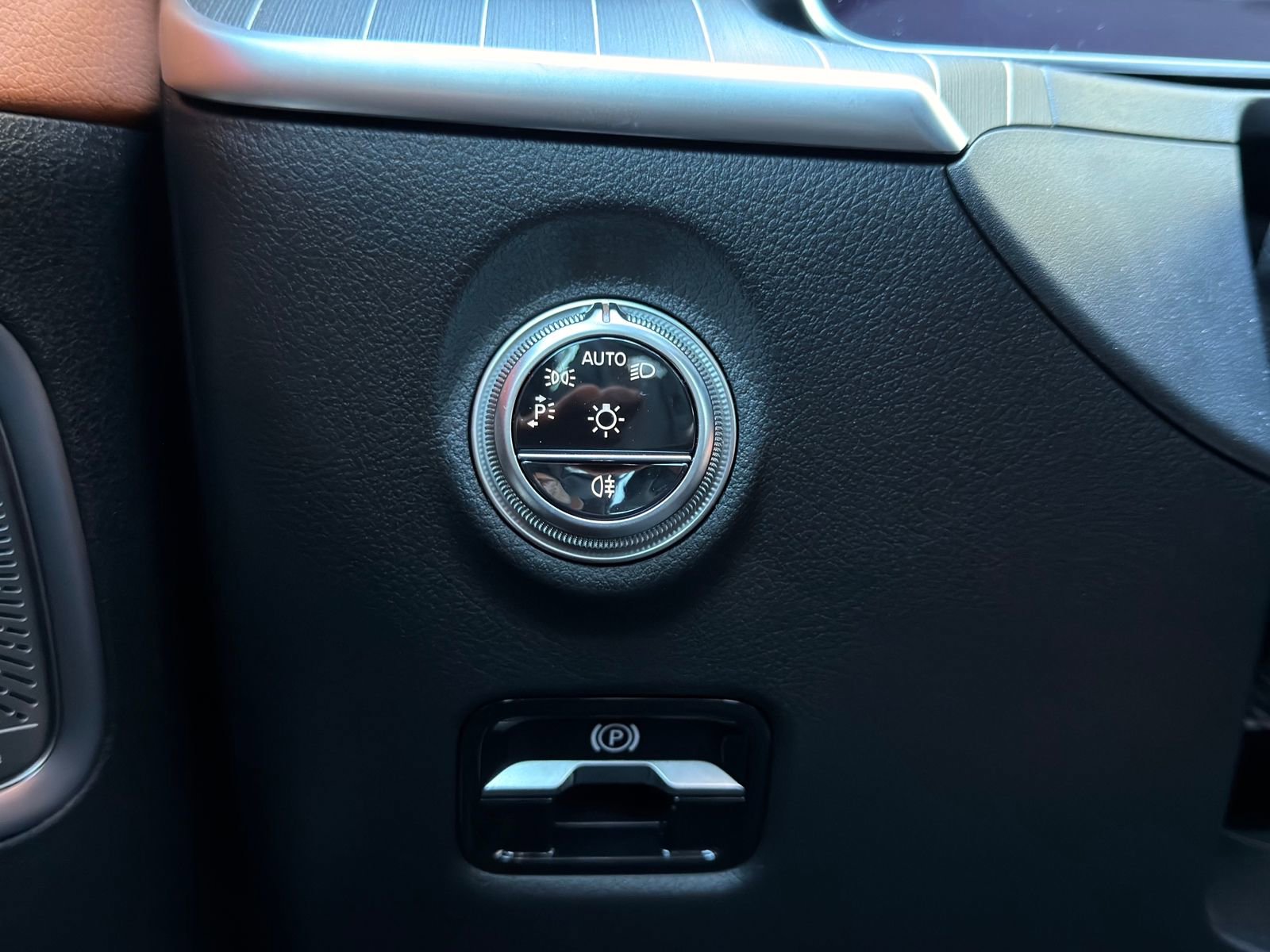 Certified 2024 Mercedes-Benz C 300 Sedan image 22