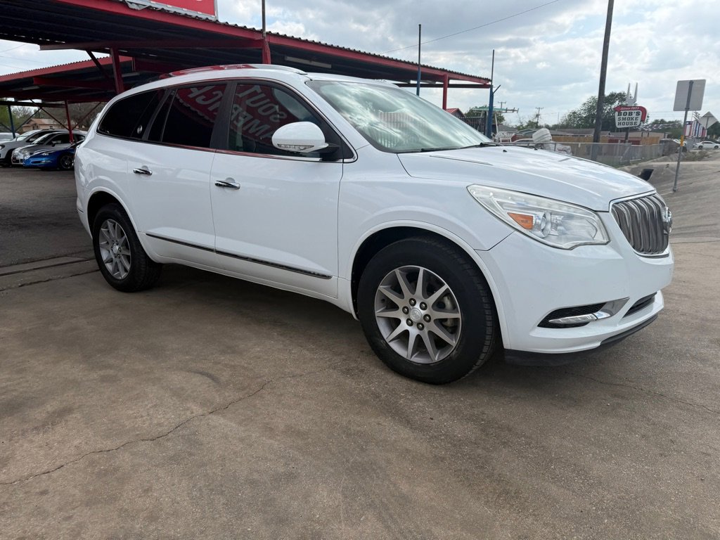 Used 2017 Buick Enclave Leather FWD image 12