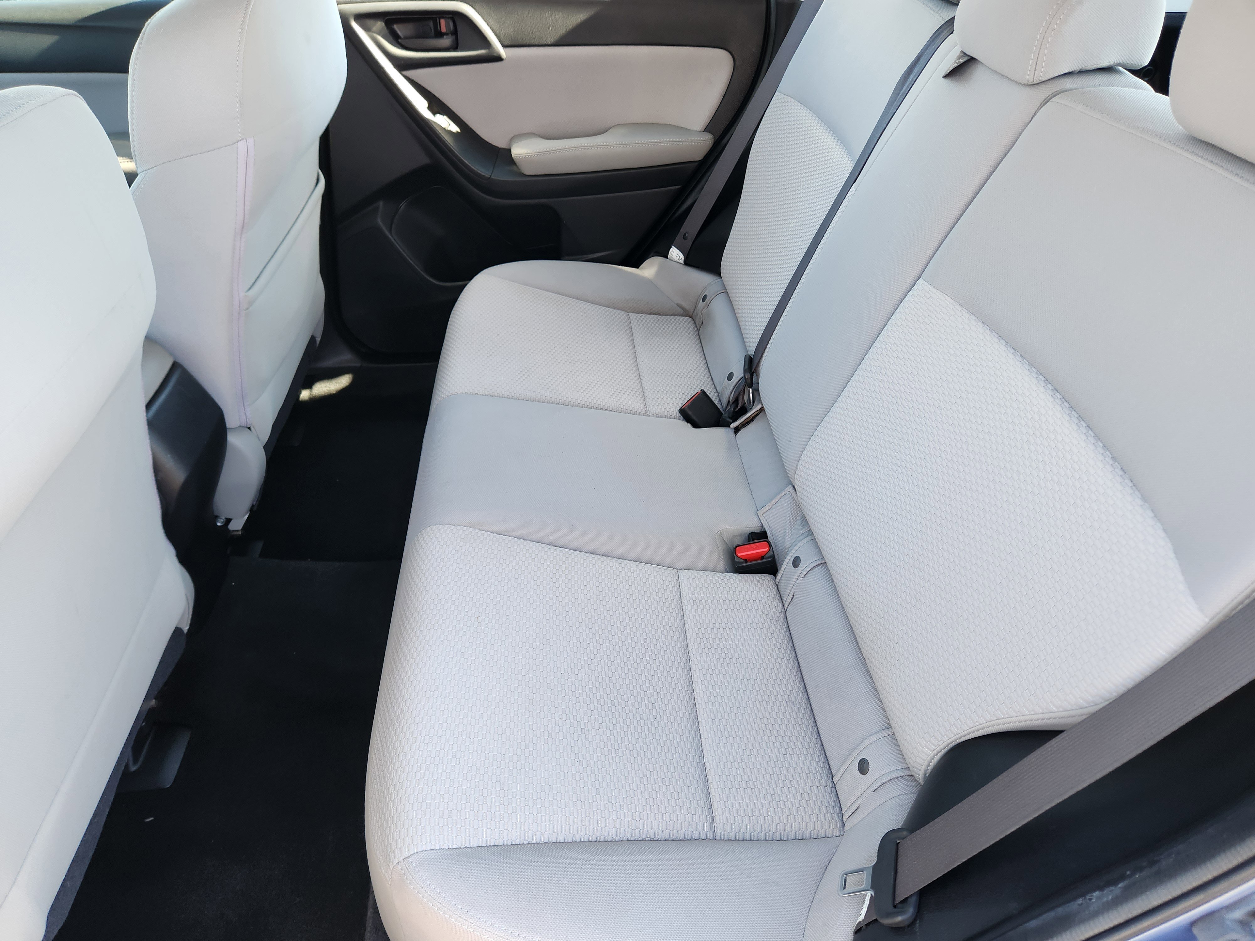 Used 2016 Subaru Forester 2.5i w/ Alloy Wheel Package image 26