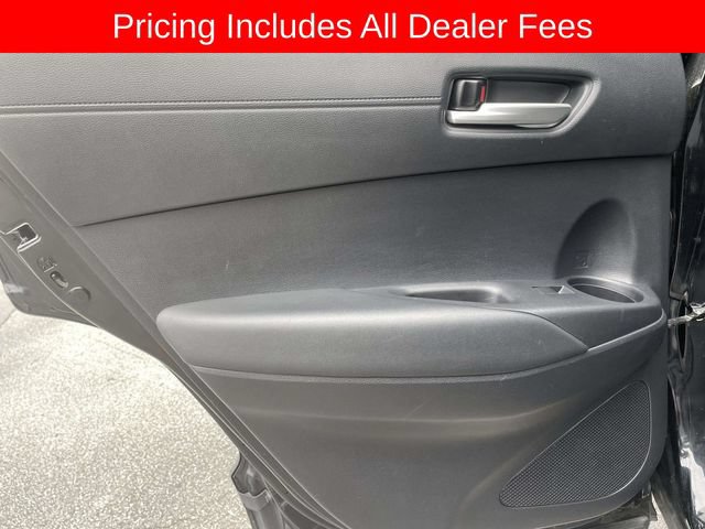 Used 2025 Toyota Corolla Cross XLE AWD/4WD image 15