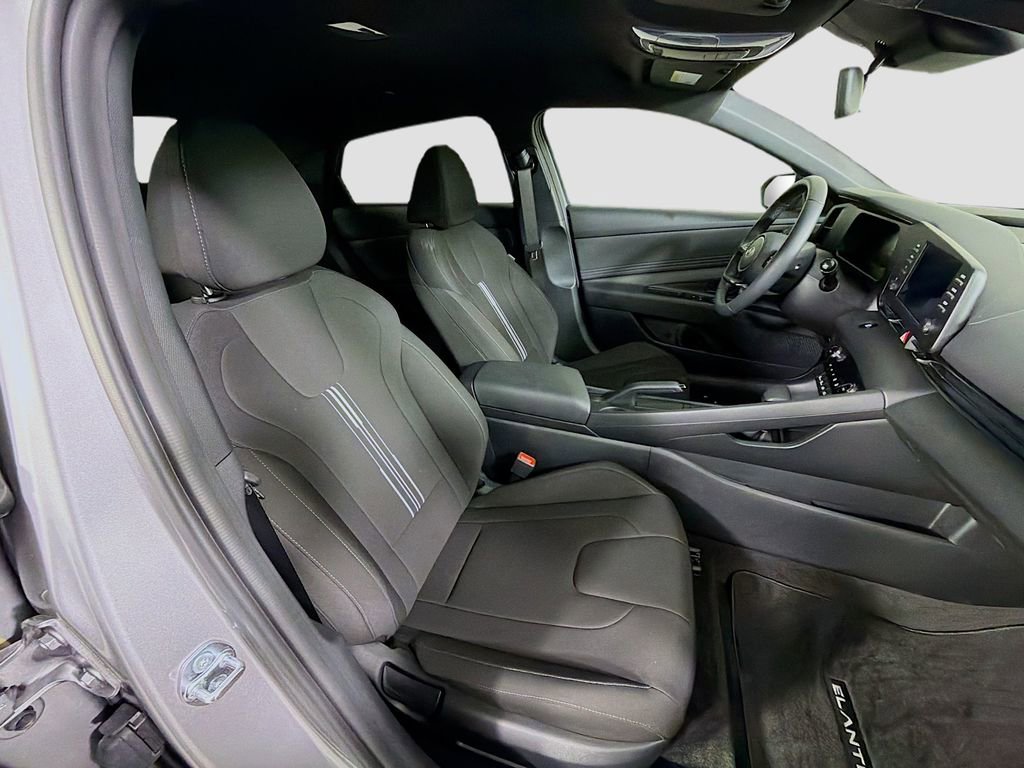Used 2026 Hyundai Elantra Sport w/ Cargo Package FWD image 27