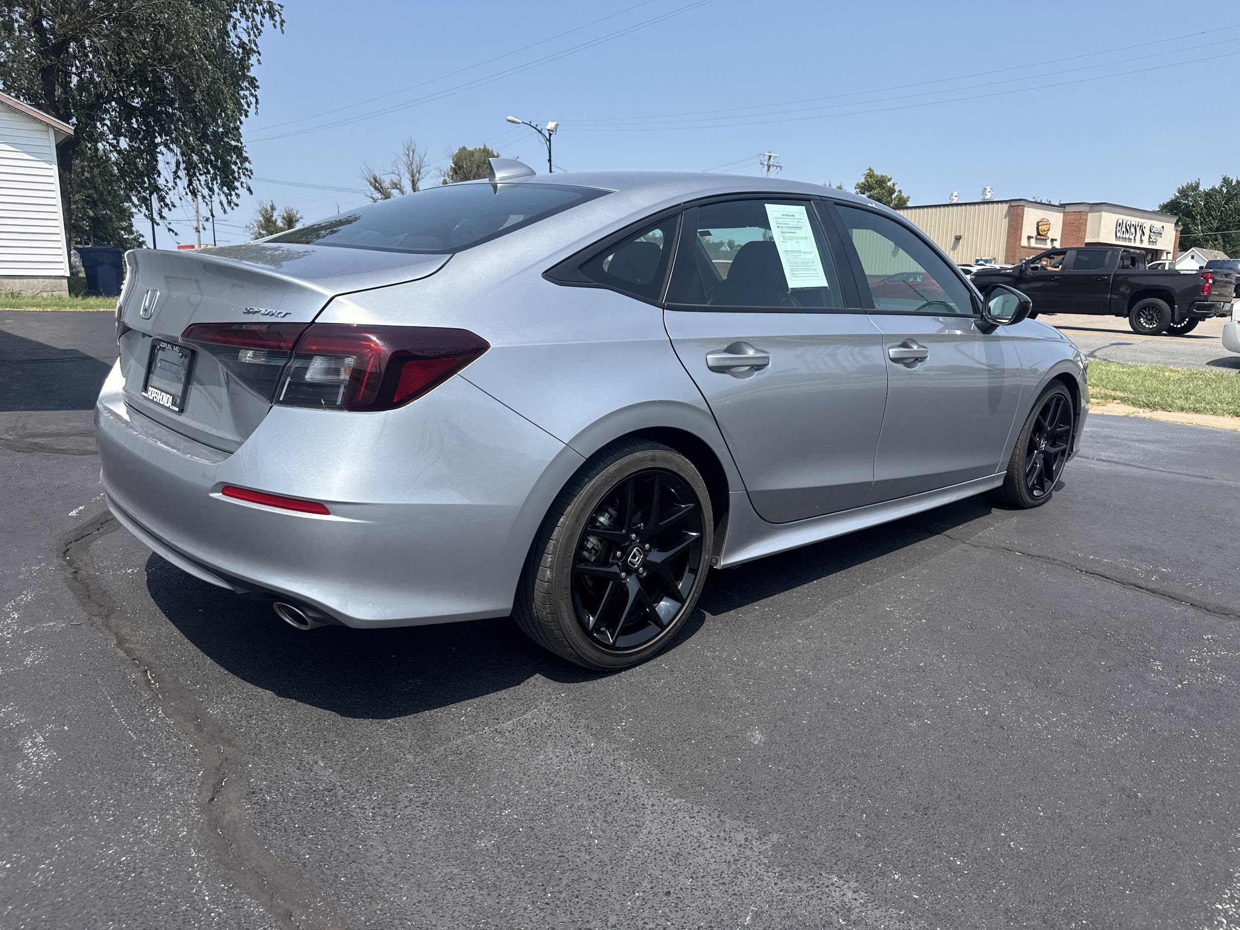 Used 2025 Honda Civic Sport image 9