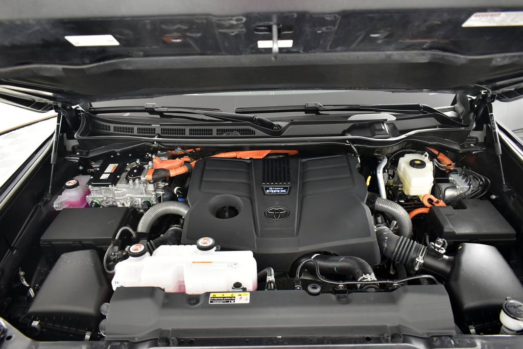 Used 2026 Toyota Tundra Platinum image 43