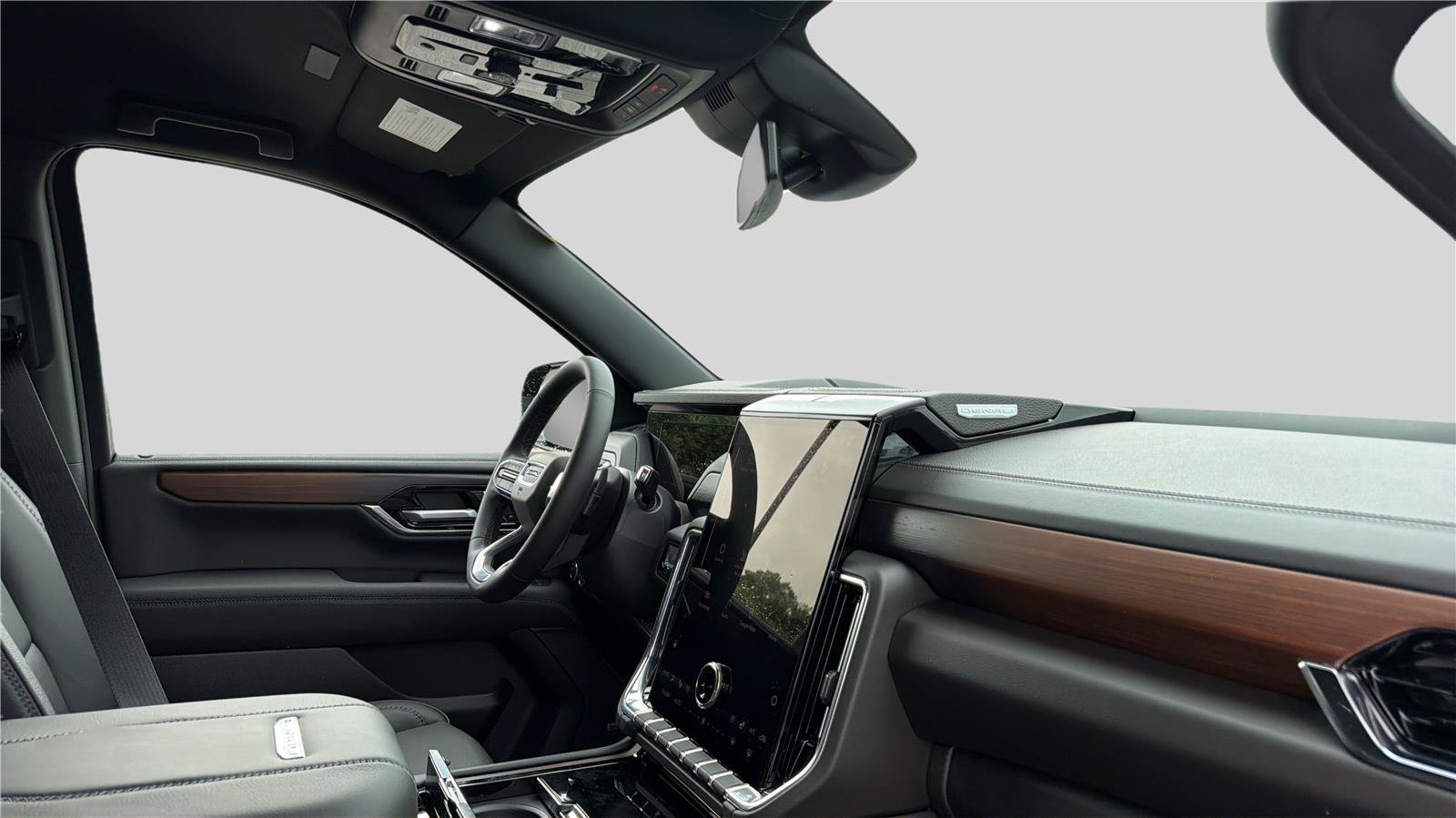 New 2026 GMC Yukon XL Denali w/ LPO, Floor Liner Package AWD/4WD image 24