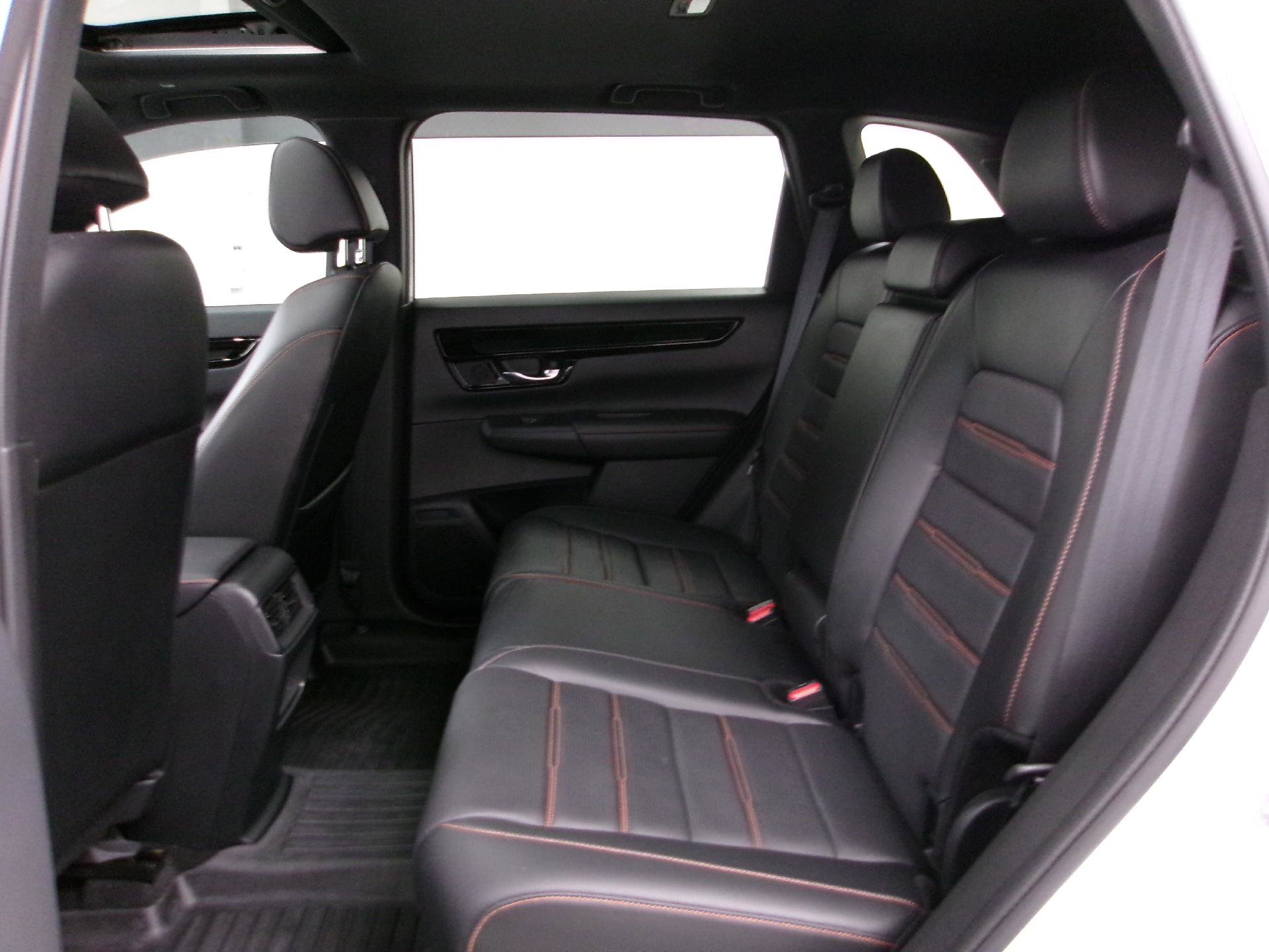 Used 2024 Honda CR-V Sport Touring image 10