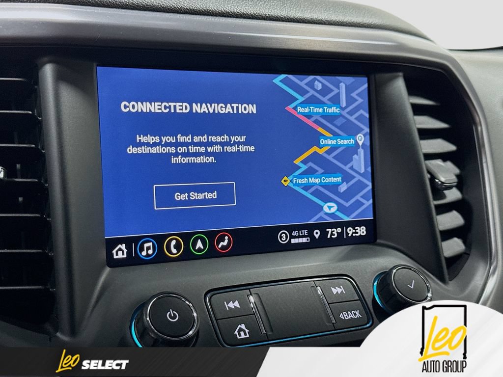 Used 2021 GMC Acadia AT4 w/ Technology Package AWD/4WD image 16
