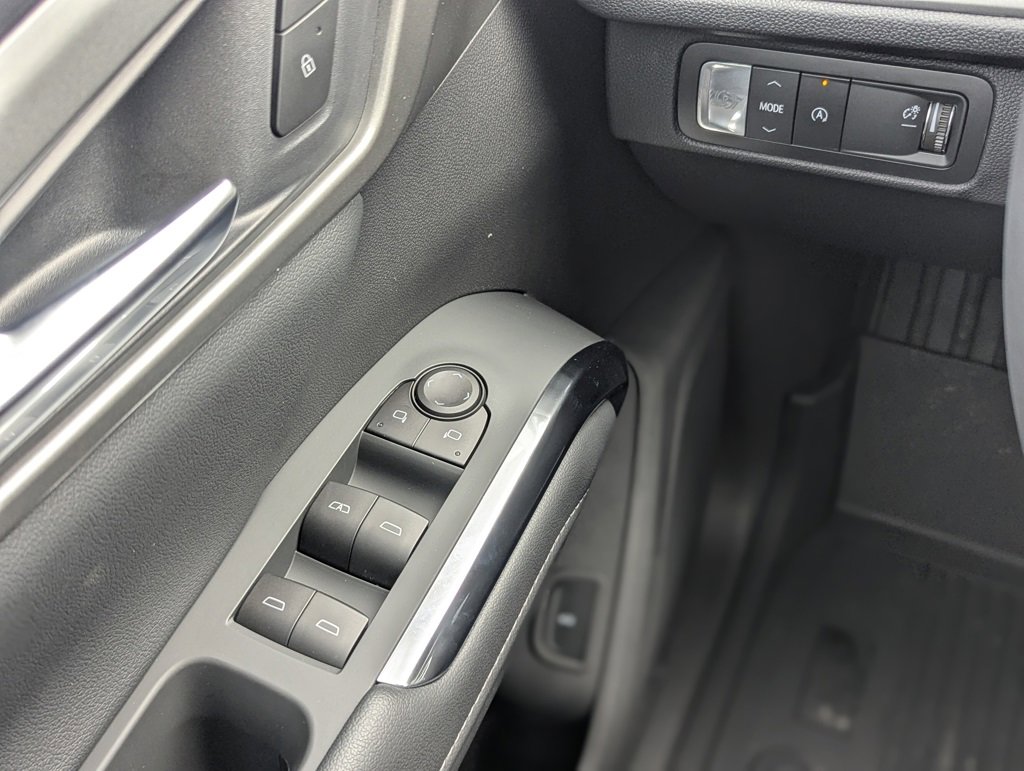 New 2026 Chevrolet Traverse LT w/ LPO, Floor Liner Package image 21