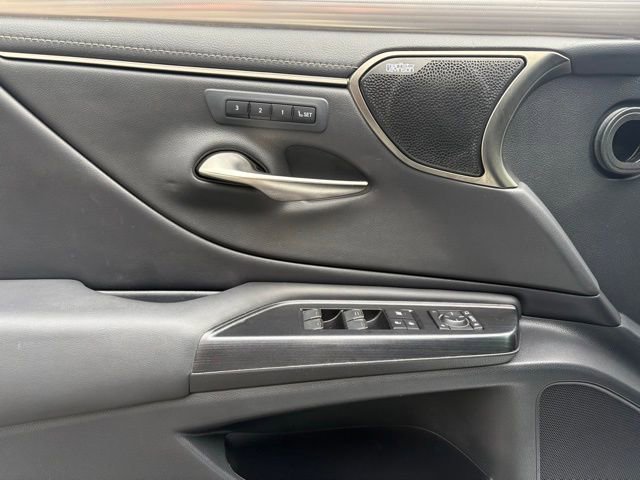 Used 2021 Lexus ES 350 F Sport w/ Accessory Package 2 image 29