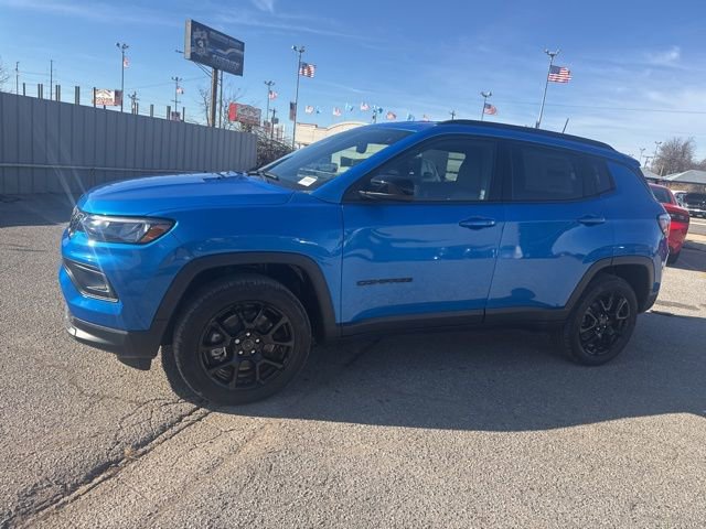 New 2026 Jeep Compass Latitude image 3