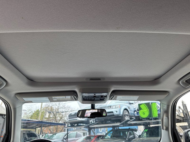 Used 2016 Toyota 4Runner Limited image 29