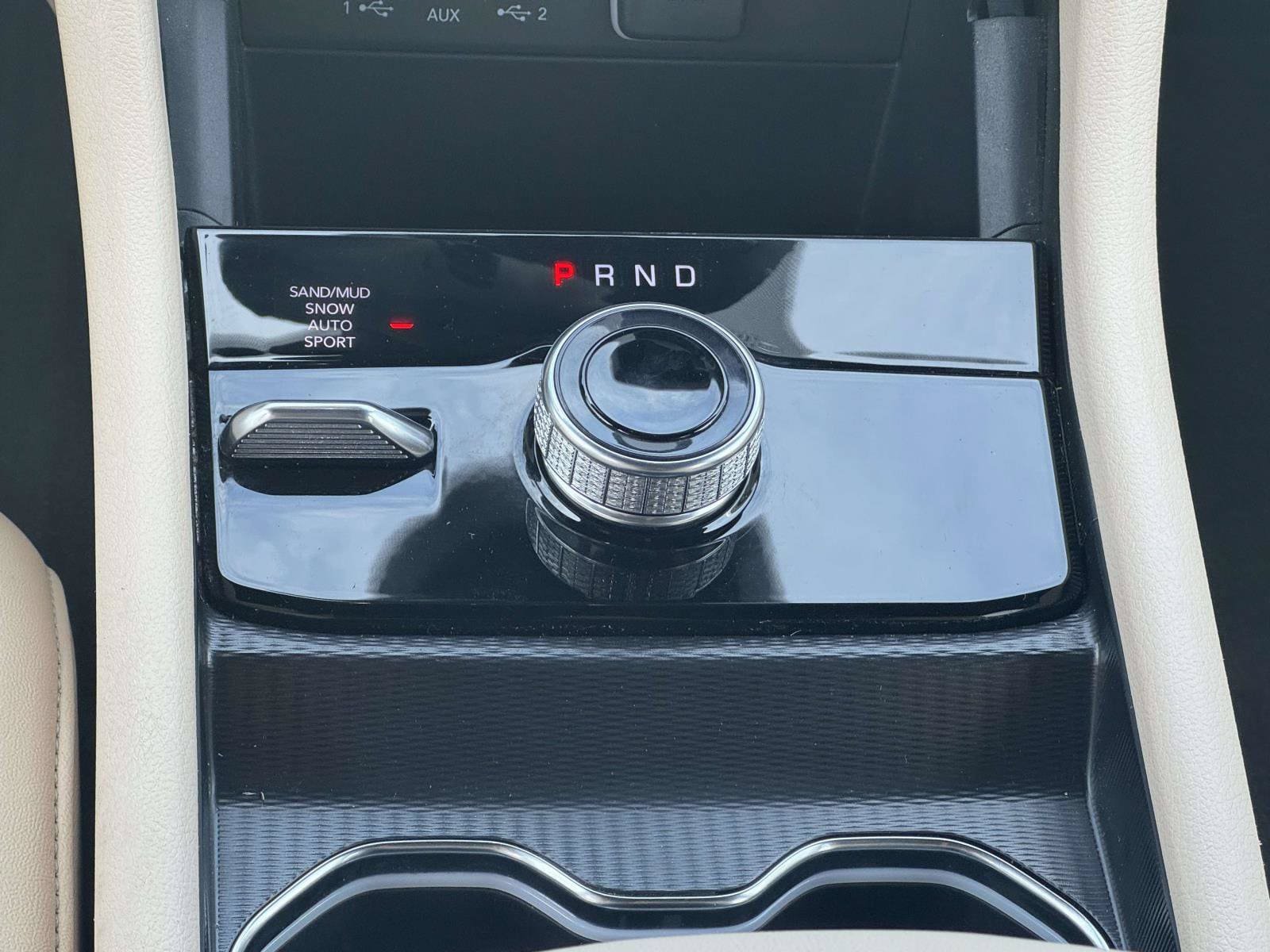 Certified 2024 Jeep Grand Cherokee Limited AWD/4WD image 27