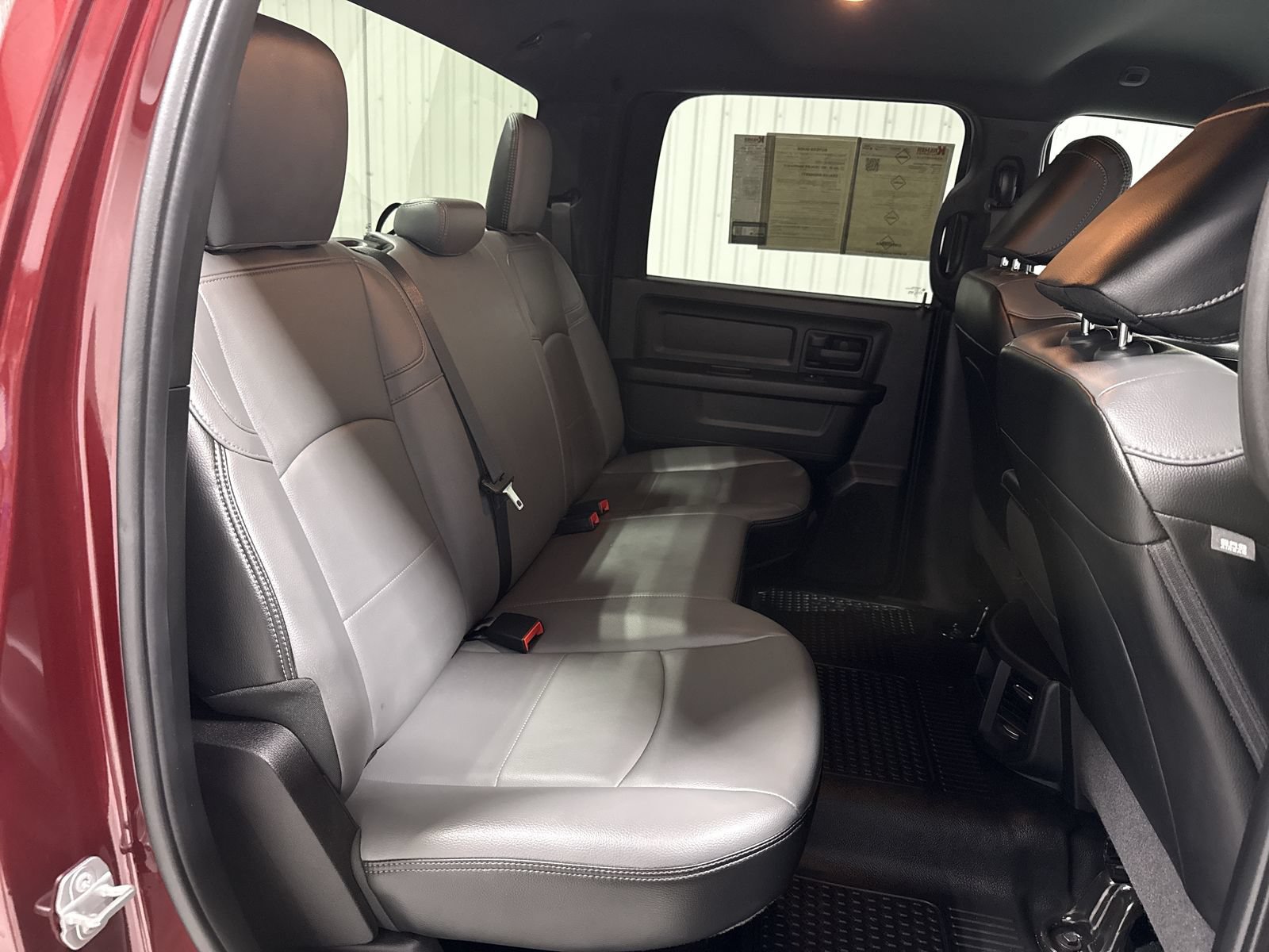 Used 2024 RAM 2500 Tradesman w/ Chrome Appearance Group AWD/4WD image 28