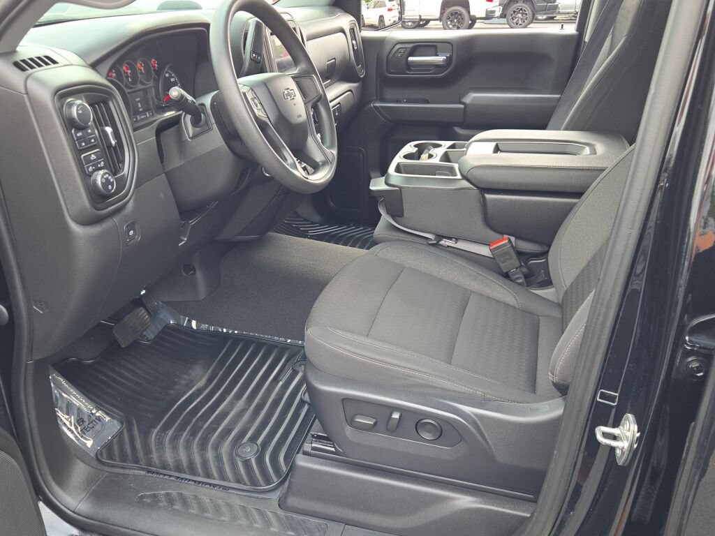 Certified 2024 Chevrolet Silverado 1500 Custom Trail Boss AWD/4WD image 26