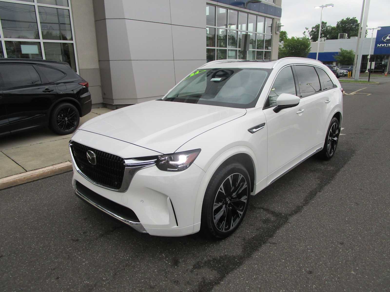 Used 2024 MAZDA CX-90 3.3 Turbo S w/ Premium Plus AWD/4WD image 2