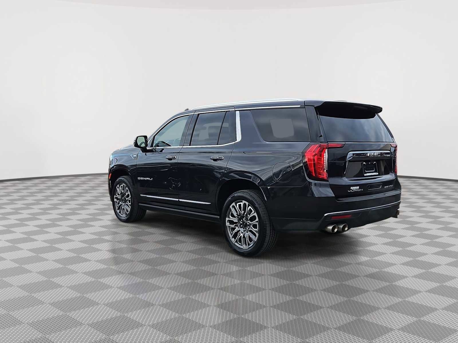 Used 2023 GMC Yukon Denali Ultimate image 6