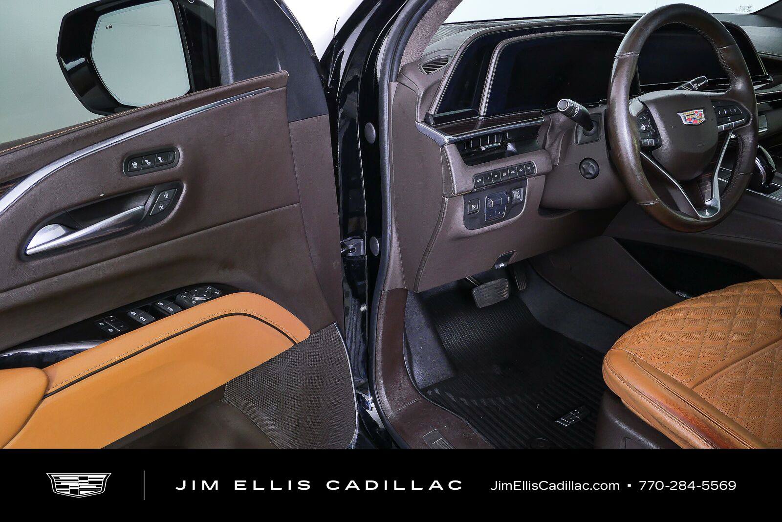 Used 2021 Cadillac Escalade Sport w/ Driver Assist Tech Package AWD/4WD image 8
