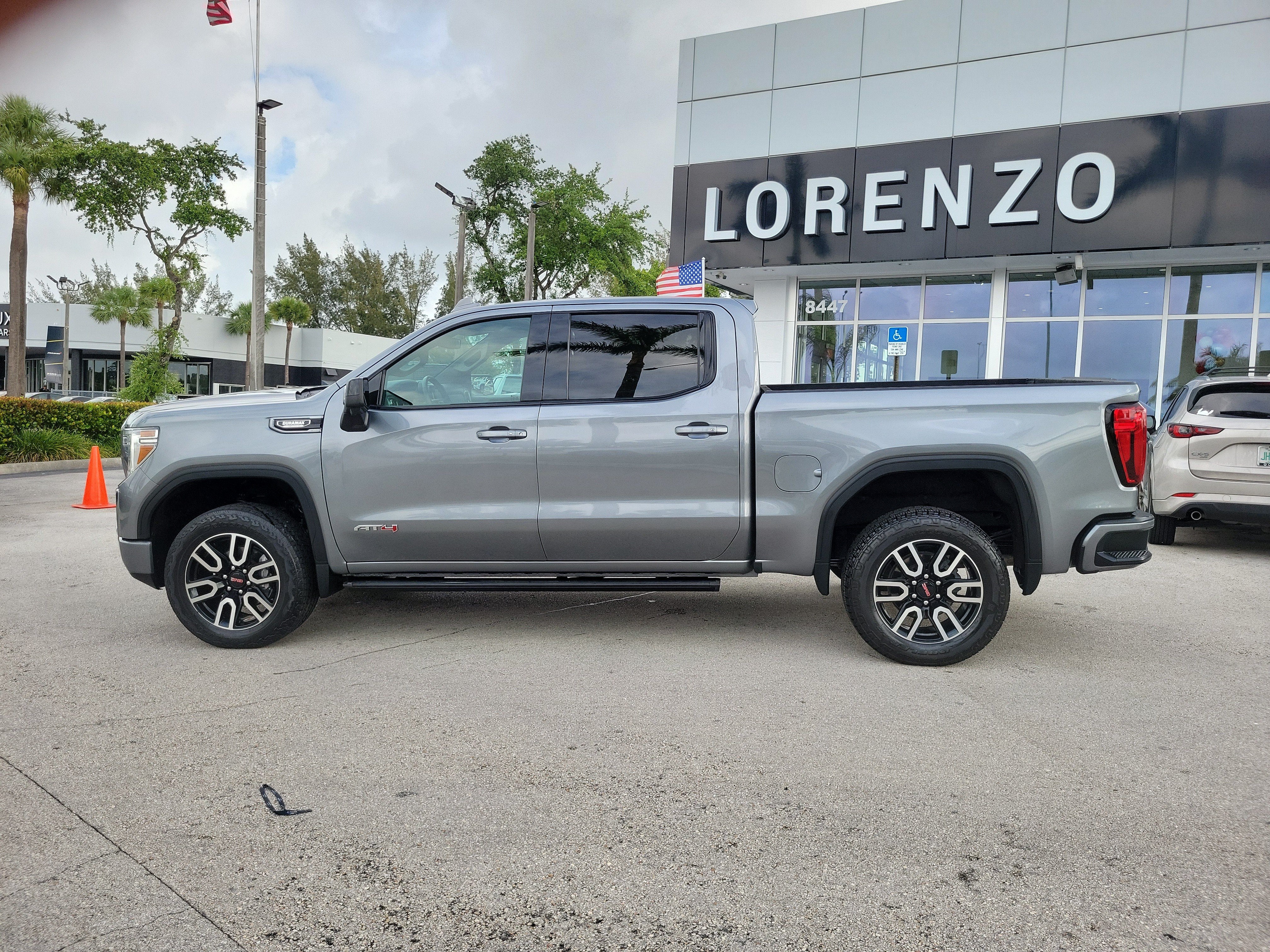 Used 2021 GMC Sierra 1500 AT4 AWD/4WD image 8
