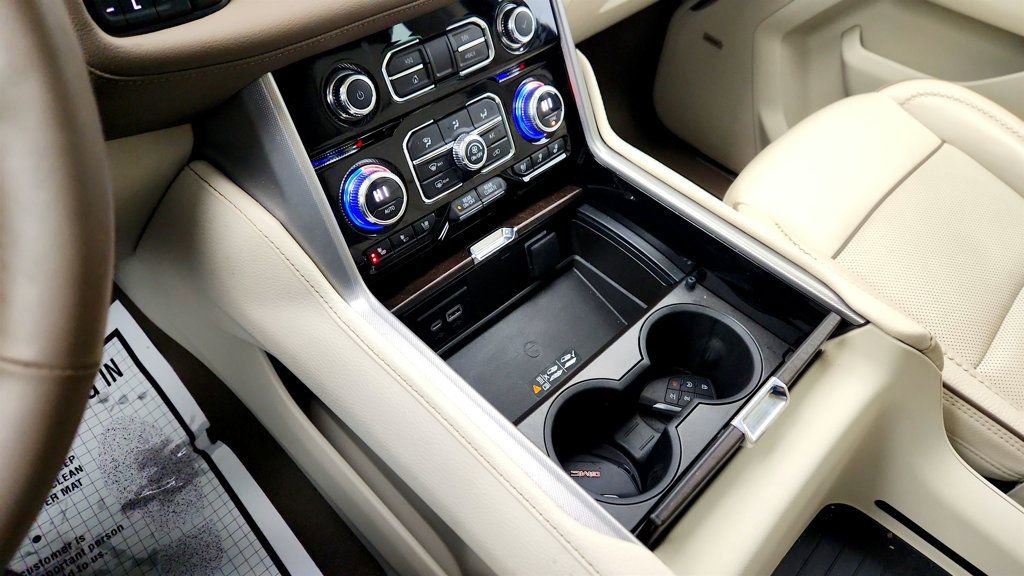 Used 2023 GMC Yukon Denali image 16